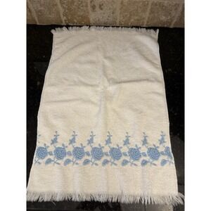 Vintage Dundee Hand Towel Retro Blue Floral Embroidery U.S.A.
